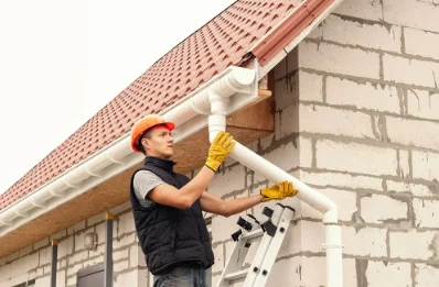 Pose et remplacement de gouttières à Bessoncourt